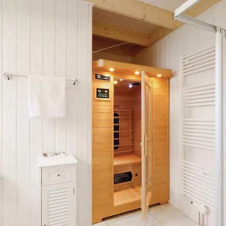 Awesome In Ostseeresort With Sauna Nyaraló Olpenitz